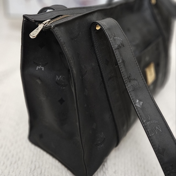 Authentic MCM Vintage Visetos Shoulder/Tote Bag in Black - Picture 7 of 16